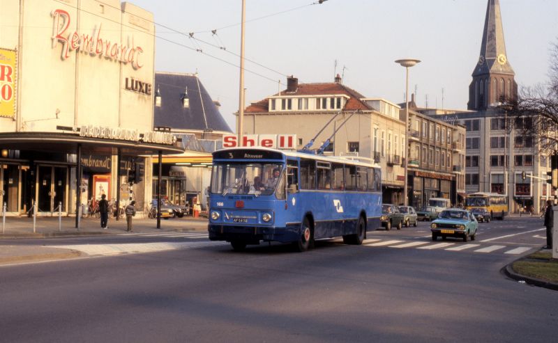 trolleybus